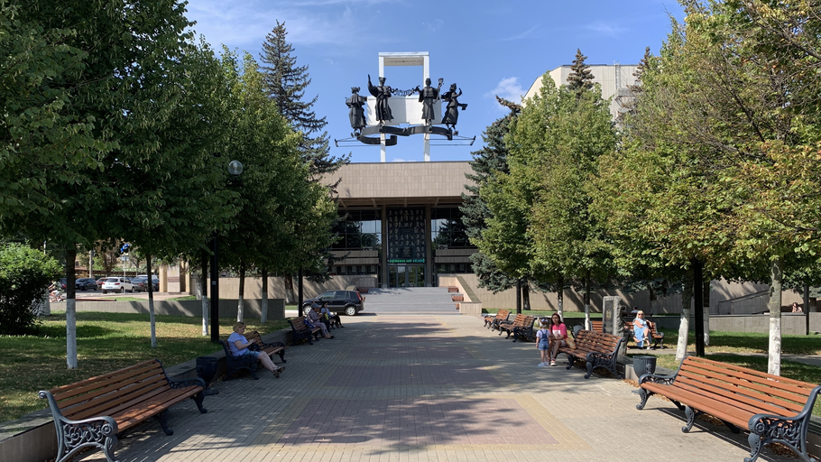 Тульский академический театр драмы им. М. Горького)